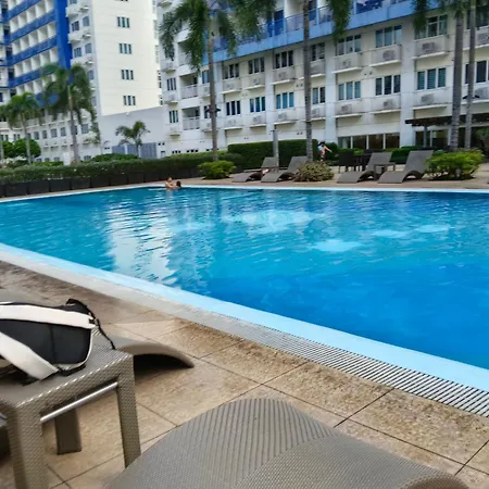 Reyna Ina Moa Sea Residence Staycation