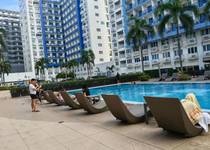 Reyna Ina Moa Sea Staycation Aparthotel