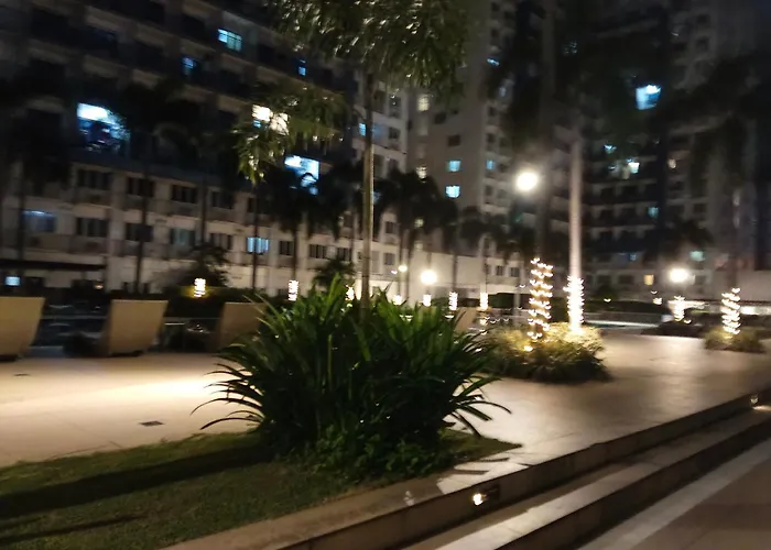 Aparthotel Reyna Ina Moa Sea Staycation *